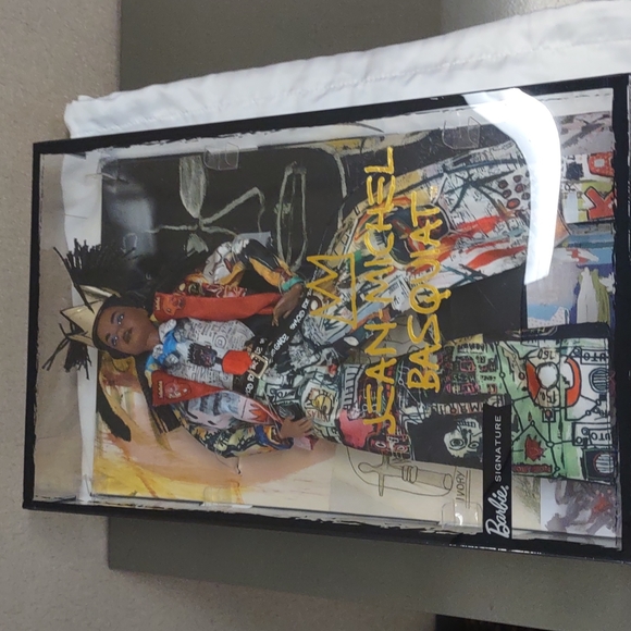 Barbie - Picture 2 of 7